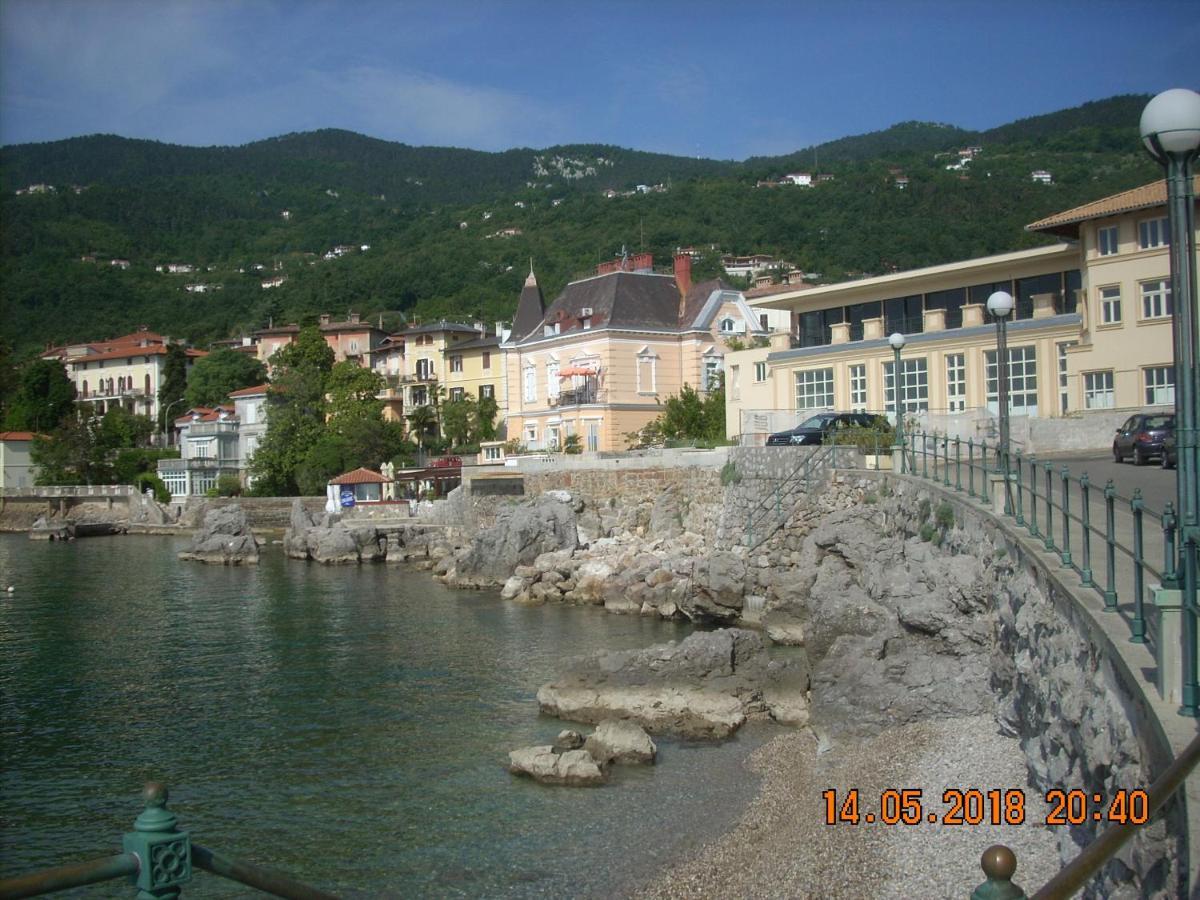 Apartment At Sea Lovran Dış mekan fotoğraf