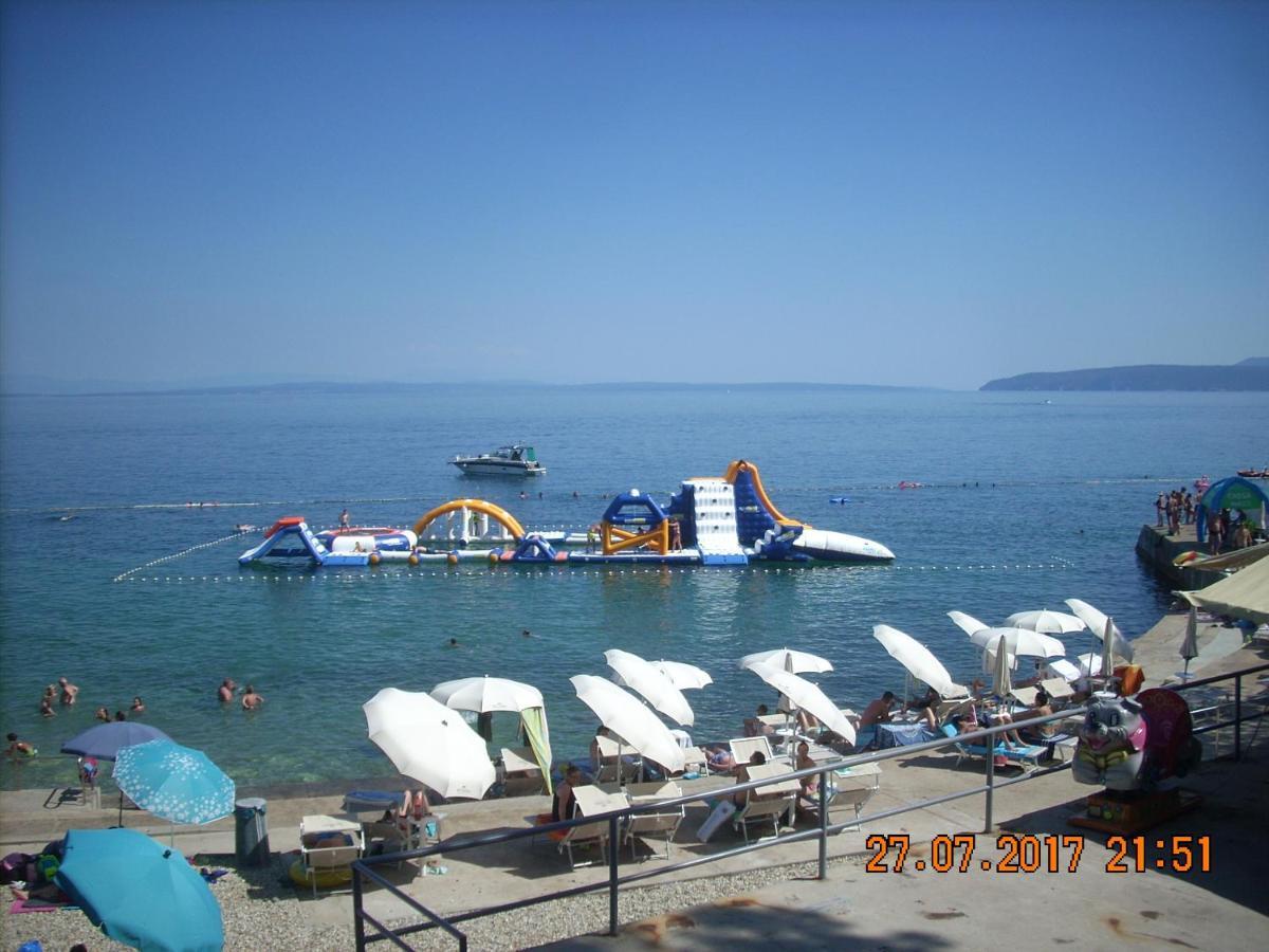 Apartment At Sea Lovran Dış mekan fotoğraf