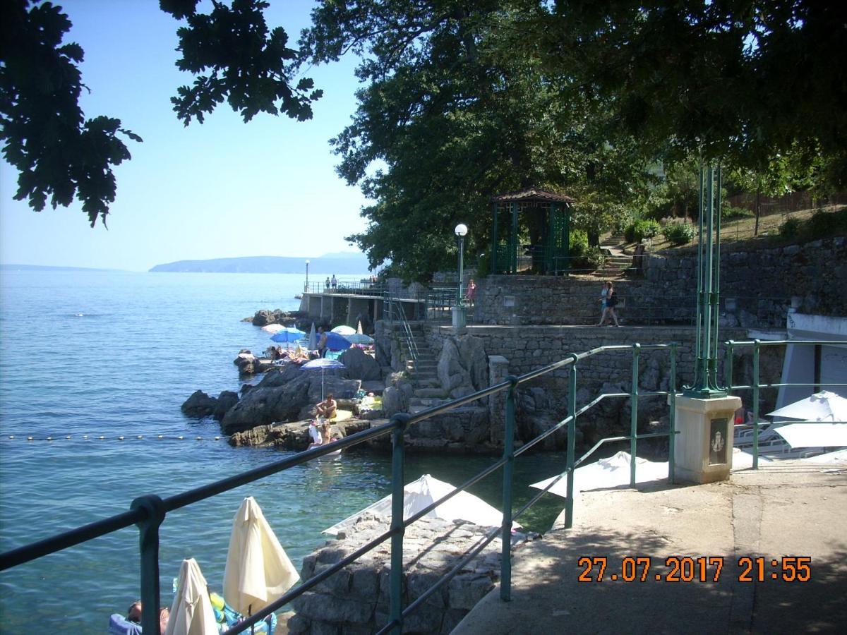 Apartment At Sea Lovran Dış mekan fotoğraf