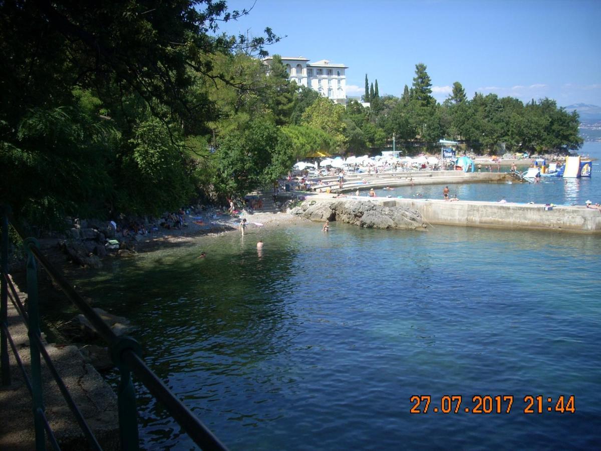 Apartment At Sea Lovran Dış mekan fotoğraf